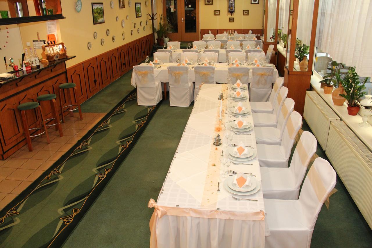 Hotel Ozd Ozd